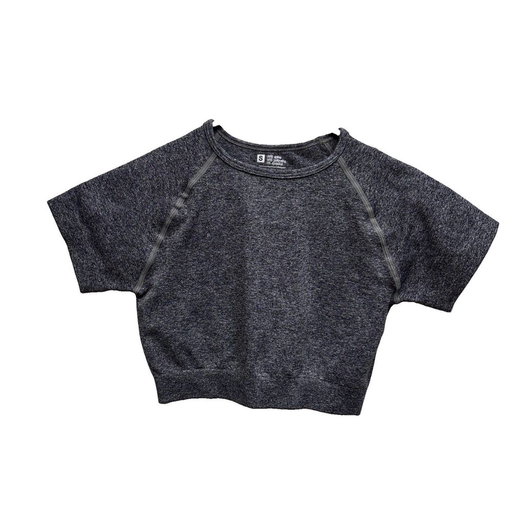 Women Crop Top Gray S Workout Top Running Athletic Stretch Short Sleeve Pullover
